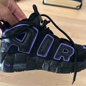 Toddler air Nikes - basically new!